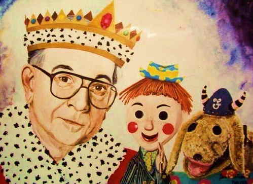 Mr. Dressup in crown, Casey, Finnegan